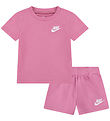 Nike Shorts Set - T-shirt/Shorts - Magic Flamingo