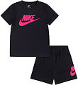 Nike Shorts Set - T-Shirt/Shorts - Hyper Roze/Black