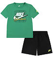 Nike Shorts Set - T-shirt/Shorts - Green/Black