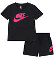 Nike Shorts Set - T-shirt/Shorts - Hyper Pink/Black