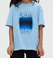 Calvin Klein Stuttermabolur - Litbrigðamynd - Blue Bell