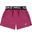 Nike Shortsit - Sweet Punajuuri