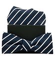Grunt Bow Tie w. Handkerchief - Flour Stripe - Navy/White