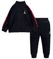 Jordan Tracksuit - Black w. Red