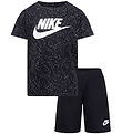 Nike Shorts Set - T-Shirt/Shorts - Schwarz