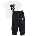Nike Set - T-shirt/Sweatpants - Black/White