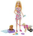 Barbie Poppenset - 30 cm - Barbie en Hondje in een rolstoel