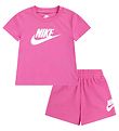 Nike Shorts Set - Shorts/T-Shirt - Verspielt Pink