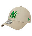 New Era Cap - 9Forty - New York Yankees - Light Beige/Green