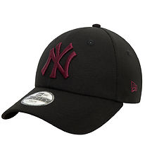 New Era Cap - 9Forty - New York Yankees - Black/Purple