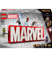 LEGO® Marvel - MARVEL Logo & Minifigures 76313 - 931 Parts