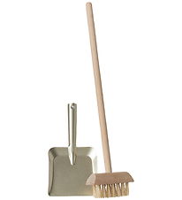 Maileg Miniature Sweeping Set