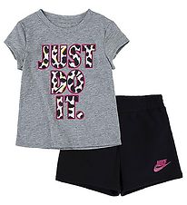 Nike Shorts Set - T-Shirt/Shorts - Ter plaatse - Zwart/Grijs