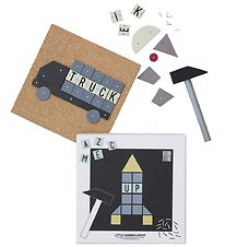 Design Letters Hammer Artist - Spaceship