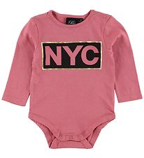 Petit Stad Sofie Schnoor Romper l/s - Donker Roze m. NYC