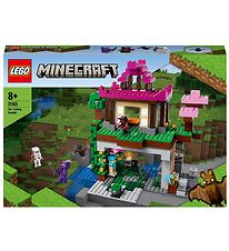 LEGO Minecraft - The Training Grounds 21183 - 534 Parts