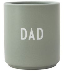 Design Letters Beker - Favoriete kopjes - Love Papa - Dusty Groe