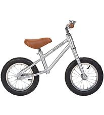 Banwood Balance Bike - First Go! - Chrome