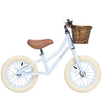 Banwood Balance Bike - First Go! - Sky