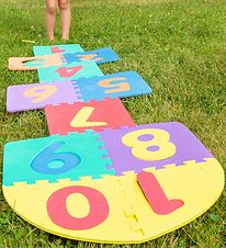 TACTIC Game - Bucket Floor - Active Play