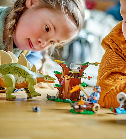 LEGO® Jurassic World - Dinosaur Missions: Stegosaurus Discovery