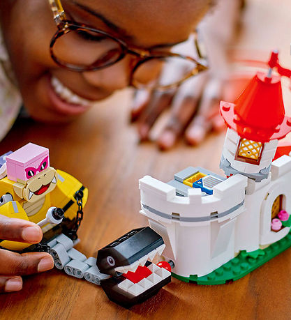 LEGO® Super Mario - Battle with Roy at Peach's Castle 71435 - 73