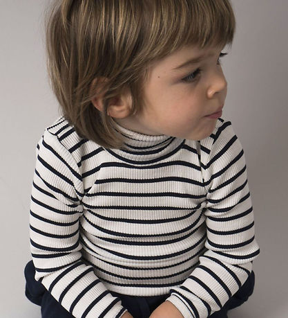 Minimalisma Blússa M. Turtleneck - Rib - Silki/Bómull - Bui - Sa