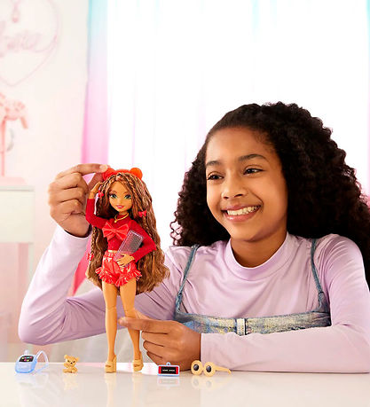 Barbie Doll - 30 cm - Dream Bestie's Teresa