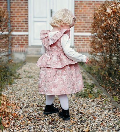 Hust and Claire Kleid - Karoline - Adobe Rose