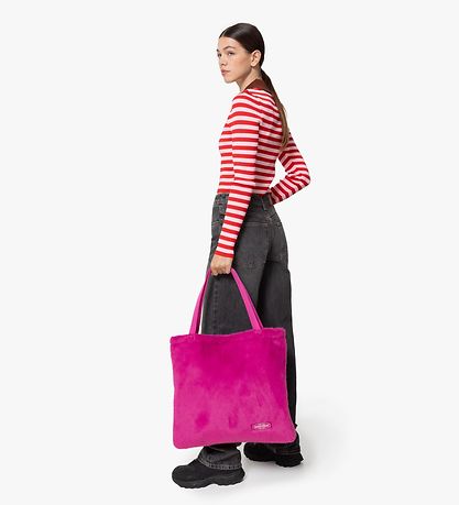 Eastpak Bag - Charlie - Fuzzy Fuchsia