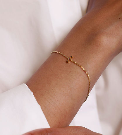 Design Letters Armband - E - 18K gullhúðað
