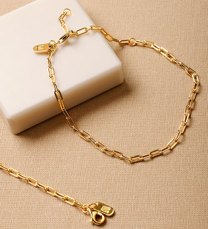 Design Letters Armband - Chunky Square - Small - 18K gullhúðað