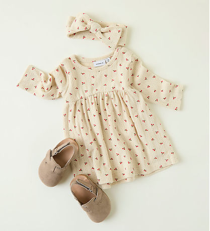 Name It Kleid - NbfBilia - Summer Sand m. Kirsche