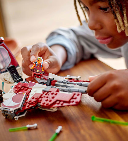 LEGO® Star Wars - Ahsoka's Jedi Interceptor 75401 - 290 Partar