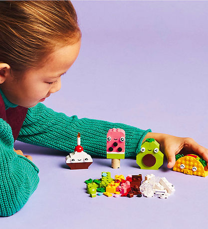 LEGO® Classic+ - Creative Food Friends 11039 - 150 Parts