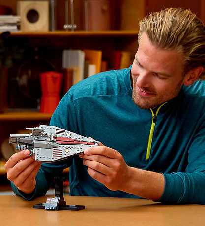 LEGO® Star Wars - Acclamator-Class Assault Ship 75404 - 450
