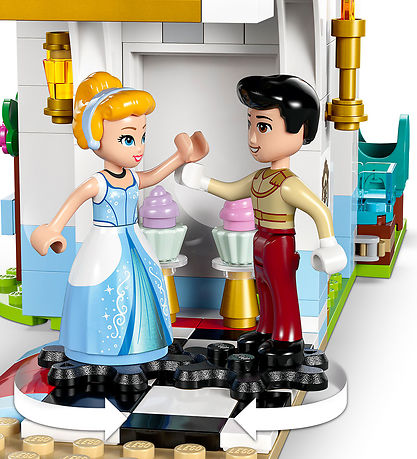 LEGO® Disney Princess - Cinderella's Castle & Horse Carriage 432