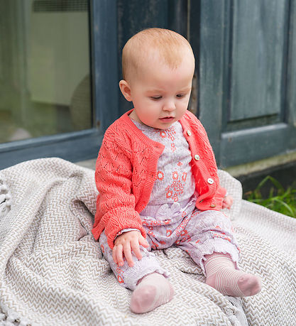 Hust and Claire Cardigan - Prjónað - Markmið - Wild Coral