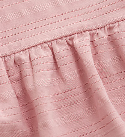 En Fant Stuttermabolur - Brúðkaup Rose
