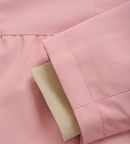 En Fant Sumarjakki - Brúðkaup Rose