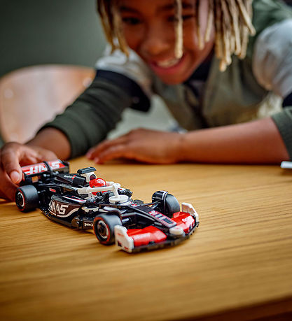 LEGO® Speed Champions - MoneyGram Haas F1 Team VF-24 77250 - 242