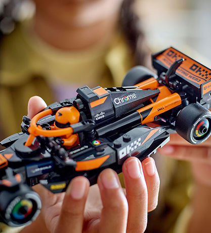 LEGO® Speed Champions - McLaren F1® Team MCL38... 77251 - 269 Pa