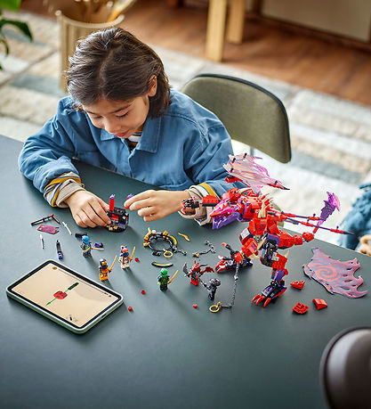 LEGO® Ninjago - Chaos Dragon Thunderfang 71832 - 668 Parts