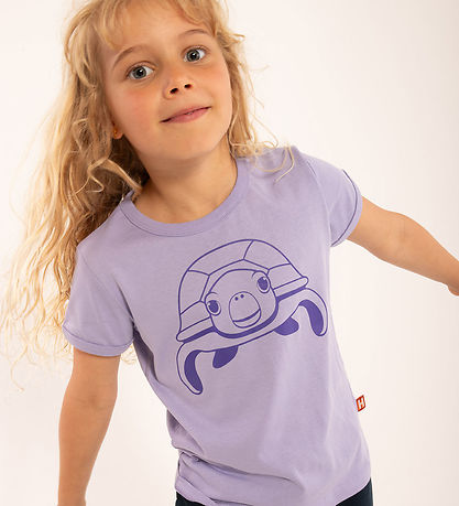 DÝR Stuttermabolur - AnimalHide - Lila Outline Sea Turtle