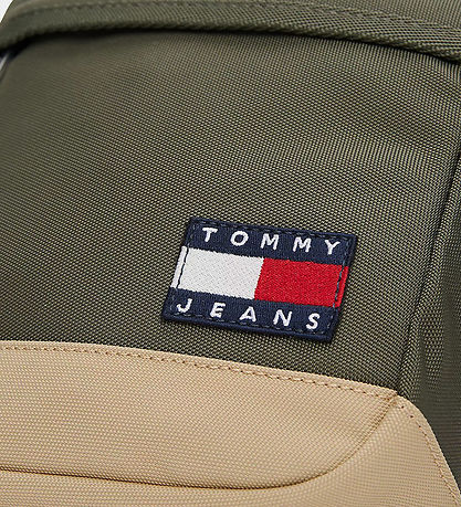 Tommy Hilfiger Hliðartaska - Ace Daily - Pewter/Green