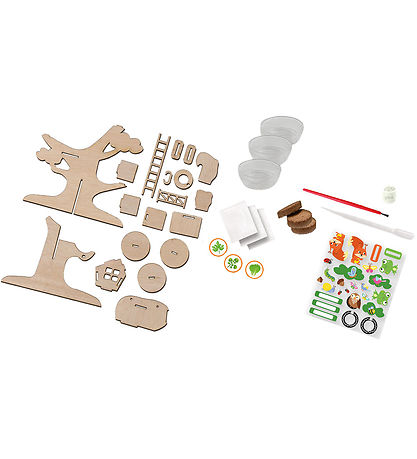 SES Creative - Explore - Build Your Own Herb Garden House