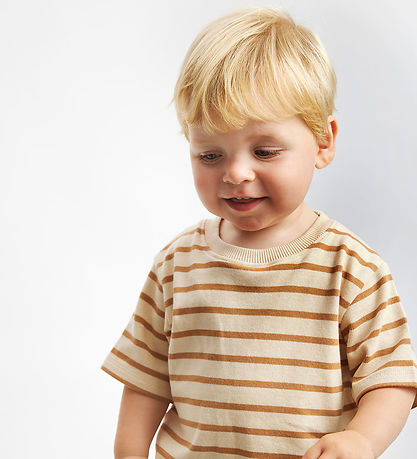 The New Siblings Stuttermabolur - TnstNat - Indverskt Tan Stripe