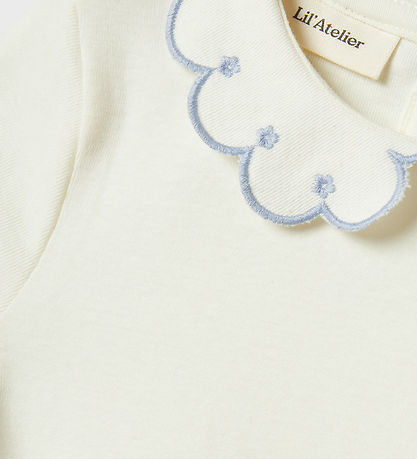Lil' Atelier Stuttermabolur - NmfFundo Coconut Mlik/Zen Blue