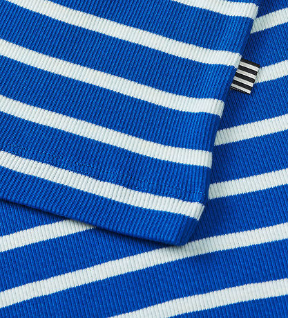 Mads Nørgaard T-shirt - Carinila - Surf The Web/Vanilla Ice