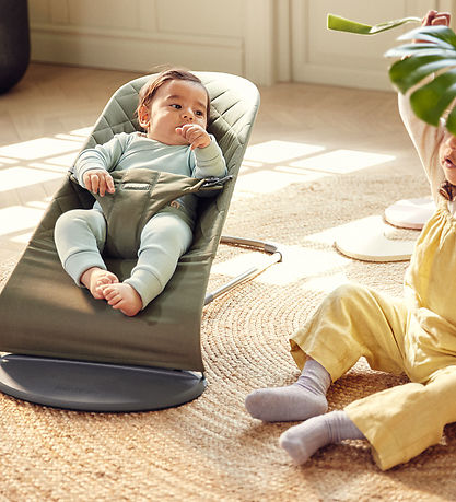 BabyBjørn Liegestuhl – Bliss – gesteppt – Dunkelgrün
